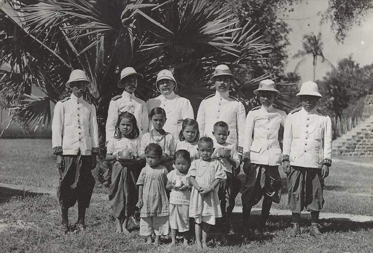 ពួករេស៊ីដង់