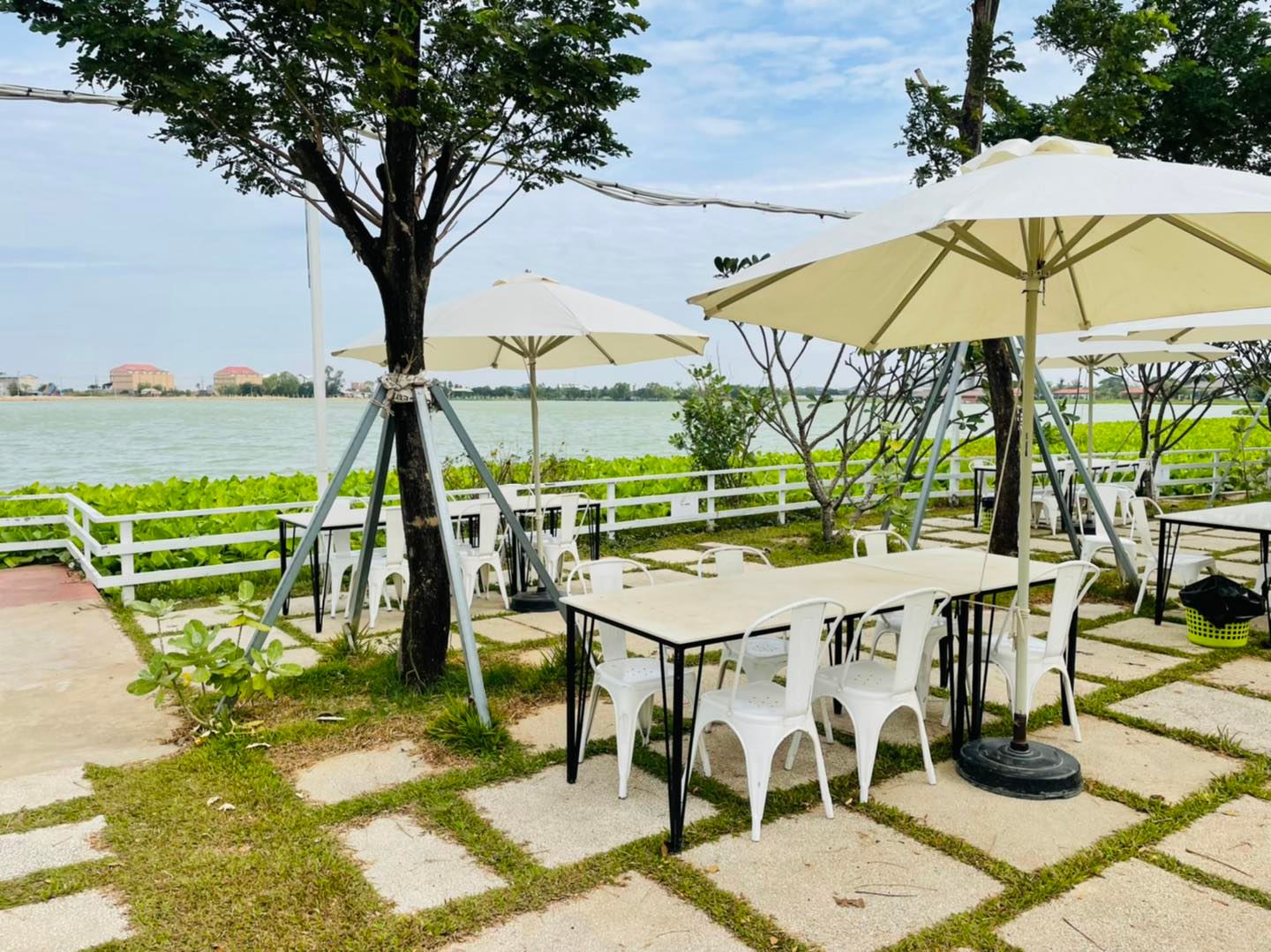 <b><i>រូបភាព៖ ទន្លេលាប</i></b>