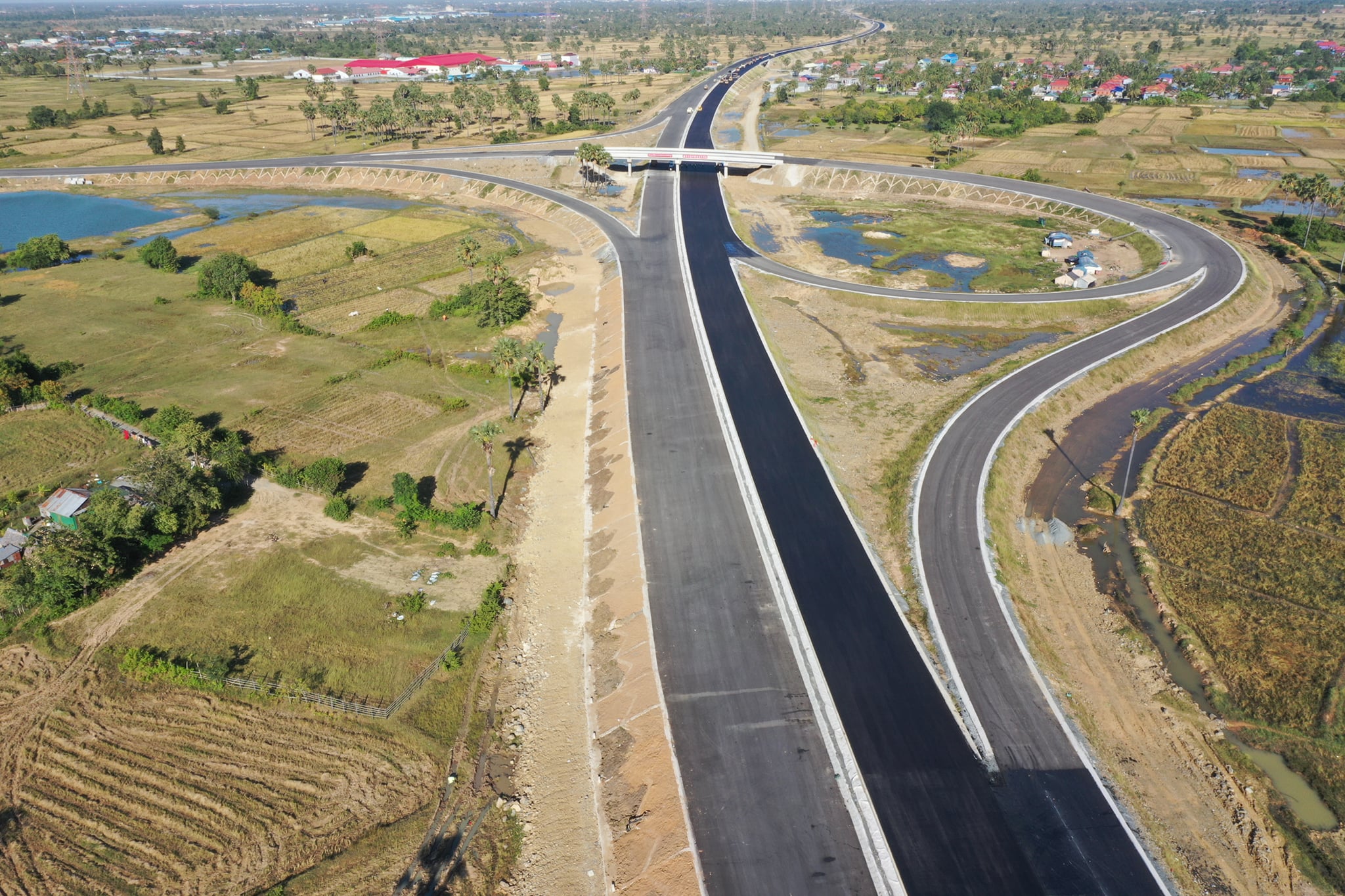 ផ្លូវល្បឿនលឿនពីរាជធានីភ្នំពេញទៅក្រុងព្រះសីហនុ