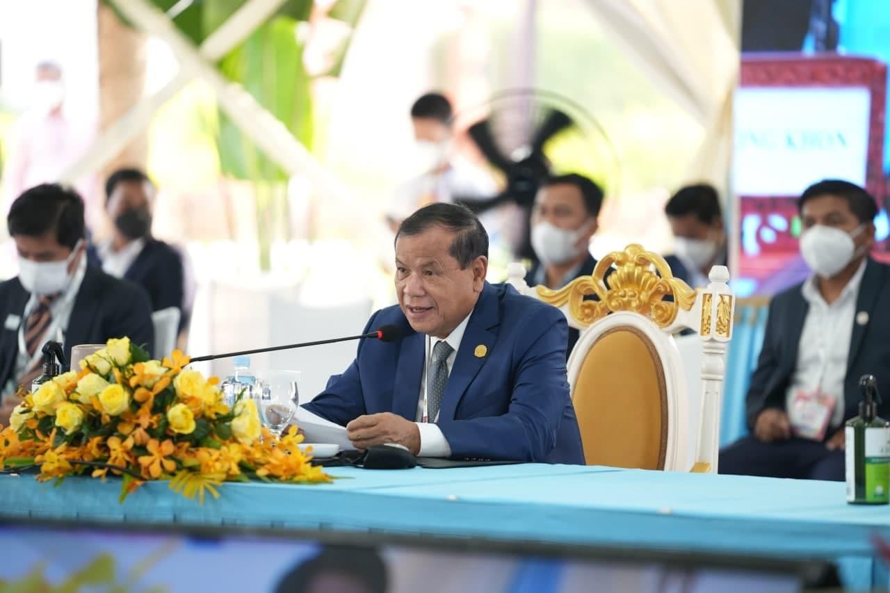 ឯកឧត្តម ថោង ខុន រដ្ឋមន្ត្រីក្រសួងទេសចរណ៍