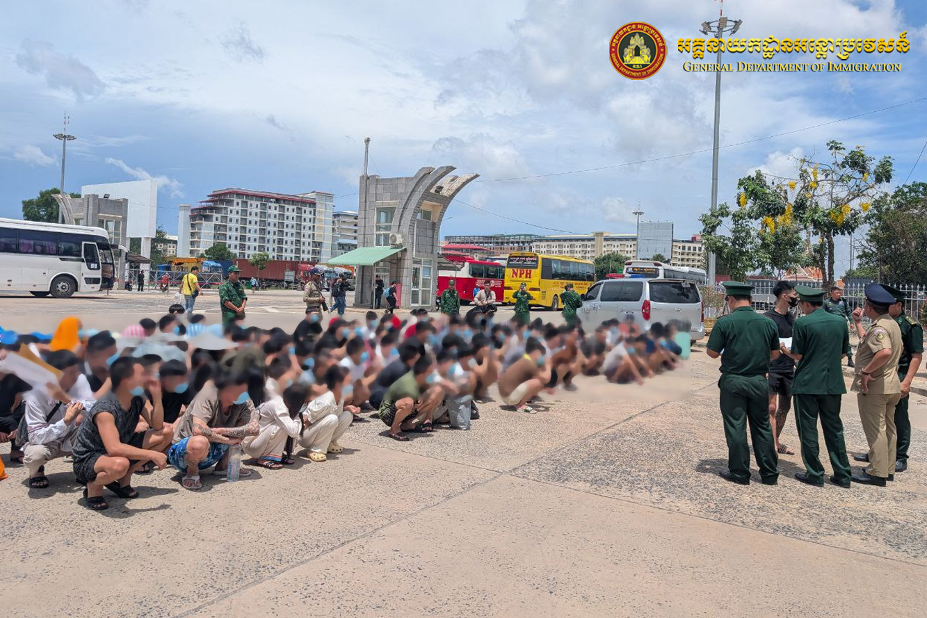 រូបភាព៖ជនជាតិវៀតណាមដែលត្រូវអាជ្ញាធរកម្ពុជាបញ្ជូនចេញក្នុងខែកក្កដានេះ។ ប្រភព៖អគ្គនាយកដ្ឋានអន្តោប្រវេសន៍។
