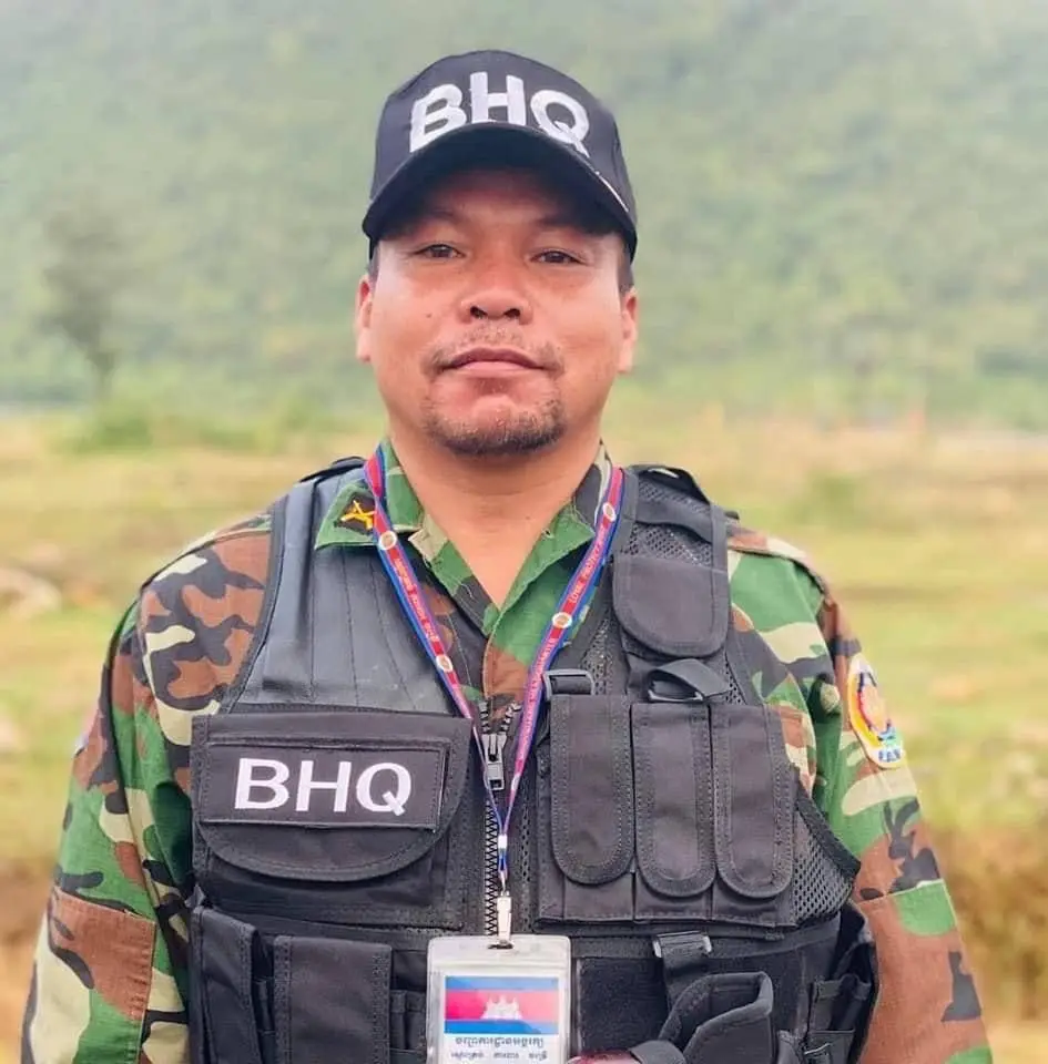 លោក ហ៊ត ប៊ូ (ហៅអធិរាជមហាសាច់)