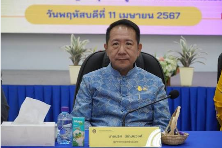 អភិបាលខេត្តឈុនប៊ូរី លោក ណារីស នីរ៉ាម៉ៃវង់