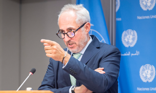 លោក&nbsp;ស្ទេហ្វាន ឌូហ្សារីក