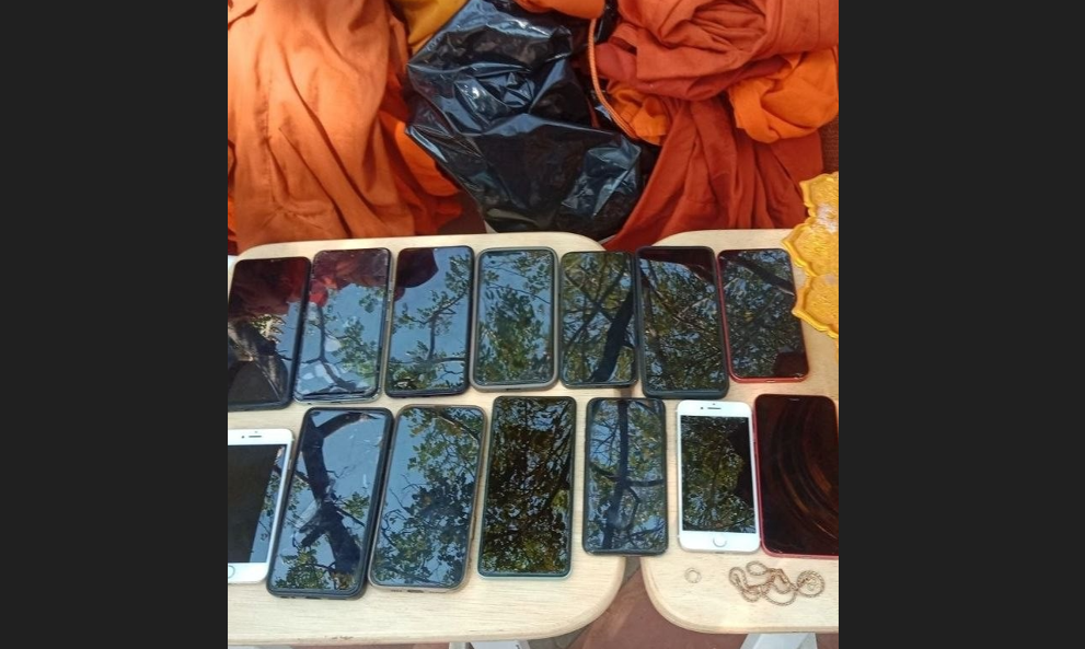 សម្ភារៈរបស់បុគ្គលទាំង១៤នាក់ដែលក្លែងខ្លួនជាព្រះសង្ឃ