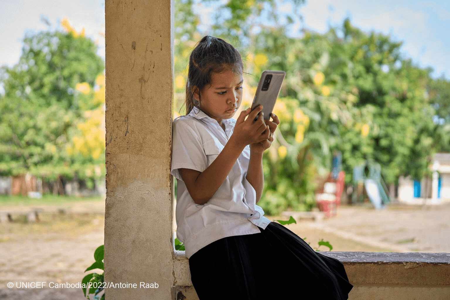 រូបតំណាង៖ ក្មេងលេងទូរសព្ទ (UNICEF)