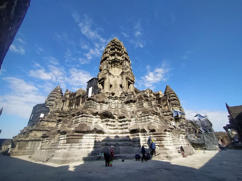 ខឿនបាកាណប៉ែកអាគ្នេយ៍នៃប្រាសាទអង្គរវត្ត