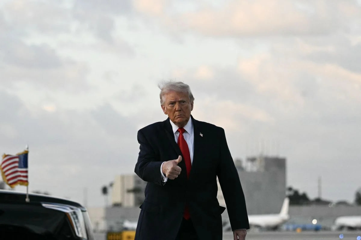 លោក ដូណាល់ ត្រាំ