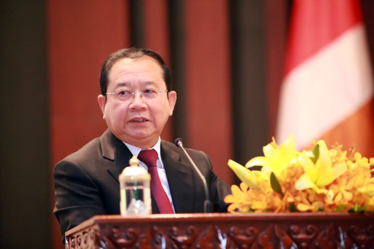 លោក ឈាង រ៉ា រដ្ឋមន្រ្តីក្រសួងសុខាភិបាល