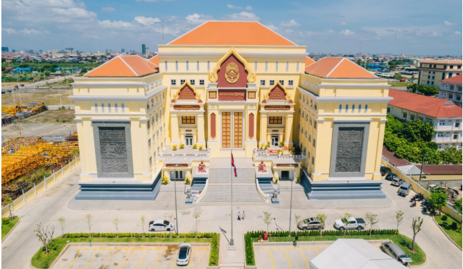 អគារសាលាដំបូងរាជធានីភ្នំពេញ និងសាលាឧទ្ធរណ៍ភ្នំពេញ&nbsp;