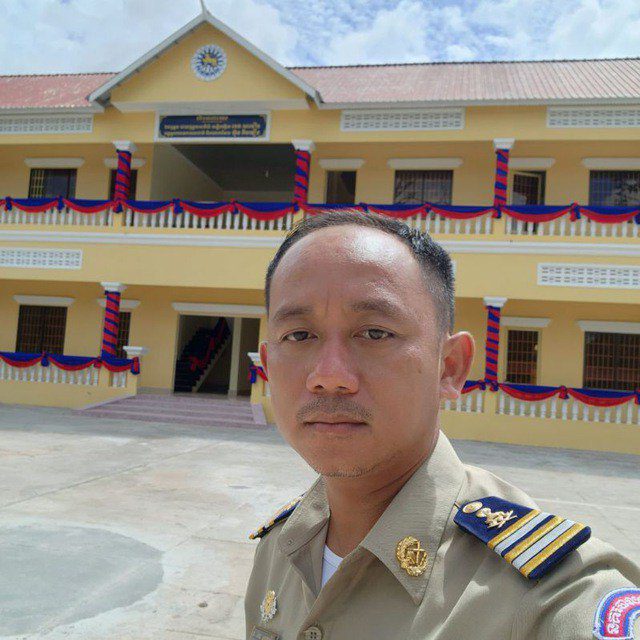 លោក អែម សុវណ្ណារិទ្ធ អធិការ នៃអធិការដ្ឋាននគរបាលក្រុងបាវិត