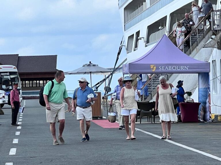 ភ្ញៀវទេសចរអន្តរជាតិ មកកម្សាន្តនៅខេត្តព្រះសីហនុ កាលពីពេលកន្លងទៅ