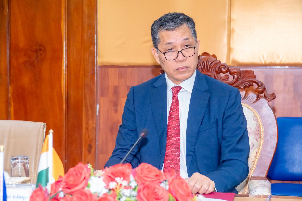 លោក វ៉ាន់ឡាល់វ៉ាន់ណា បាវីតឡុង (Vanlalvawna Bawitlung) ឯកអគ្គរដ្ឋទូតសាធារណរដ្ឋឥណ្ឌាប្រចាំកម្ពុជា