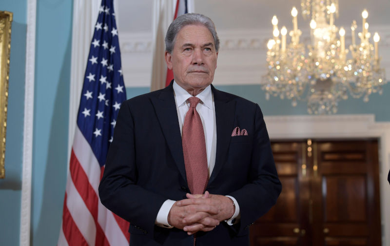  លោក វីនស្តុន ភីតទ័រ