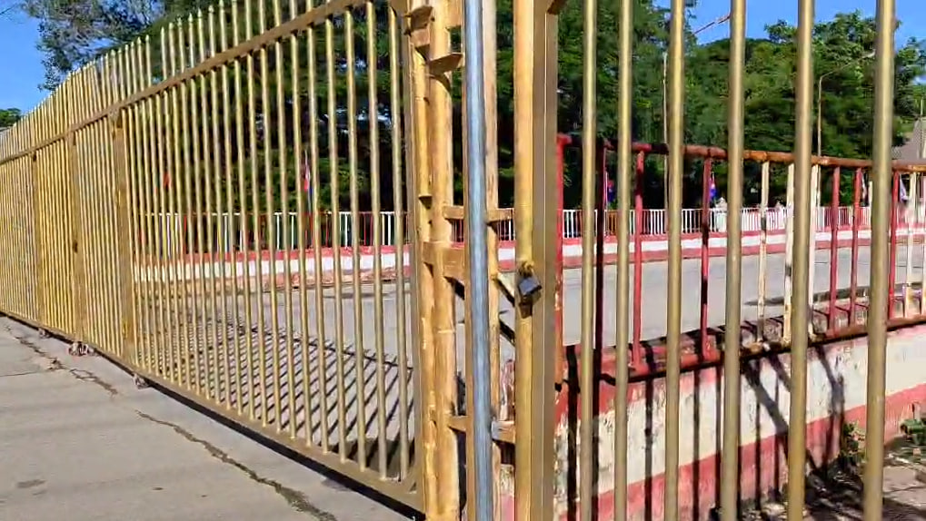 ទ្វារច្រកព្រំដែនប៉ោយប៉ែតខាងកម្ពុជា ដល់ម៉ោងចាក់សោ&nbsp;