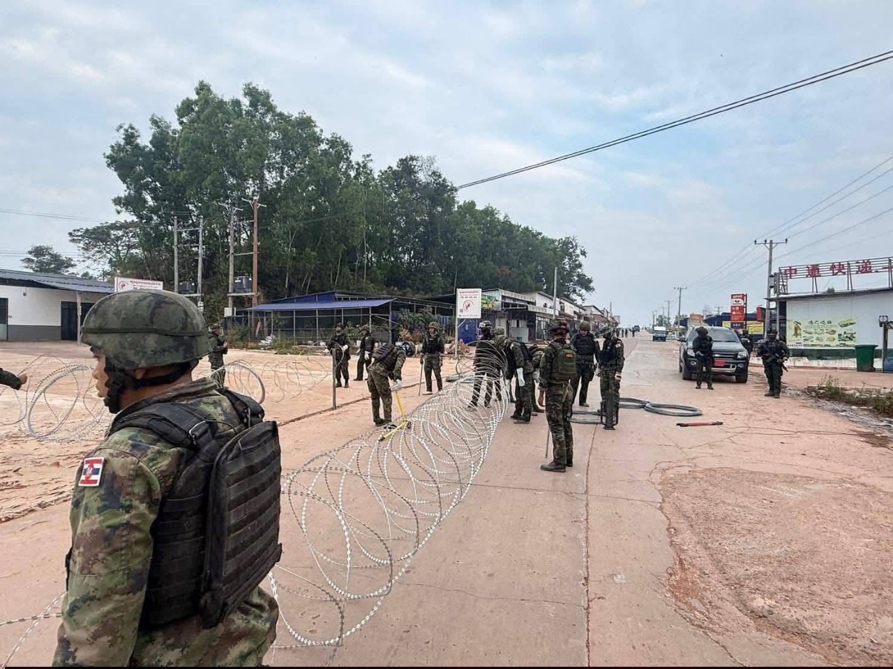 យោធាថៃដាក់បន្លាលួសក្នុងដីកម្ពុជា