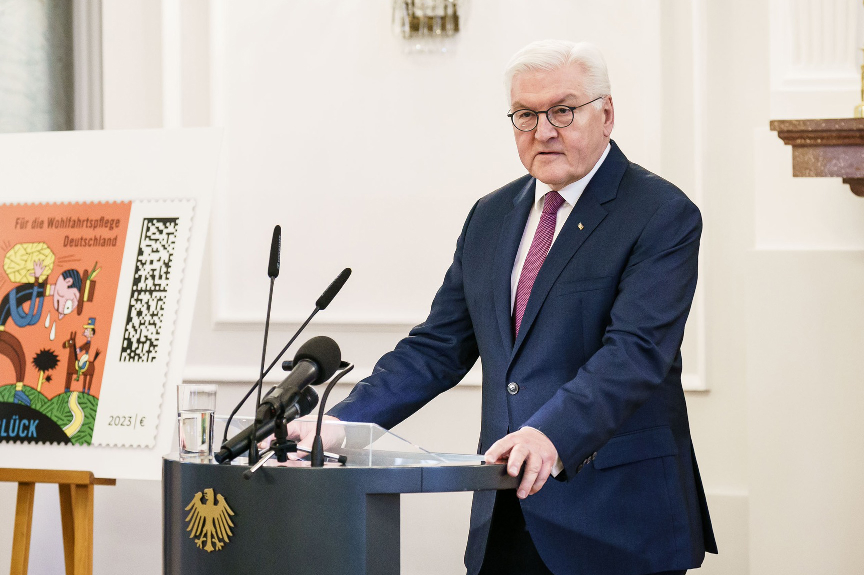 លោក ហ្វ្រង់-វ៉ាល់ធើរ ស្តែនម៉ៃយ័រ