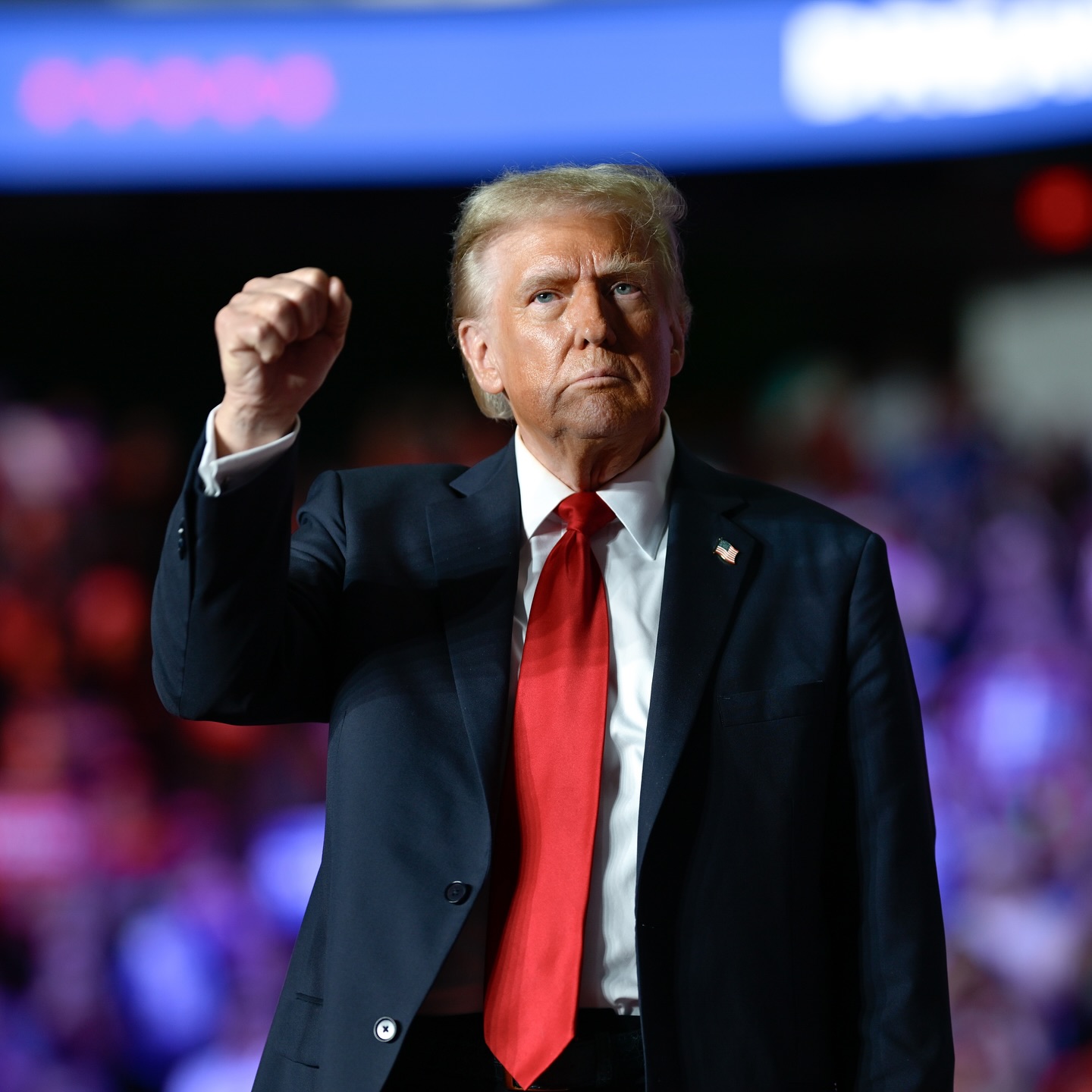 លោក ដូណាល់ ត្រាំ