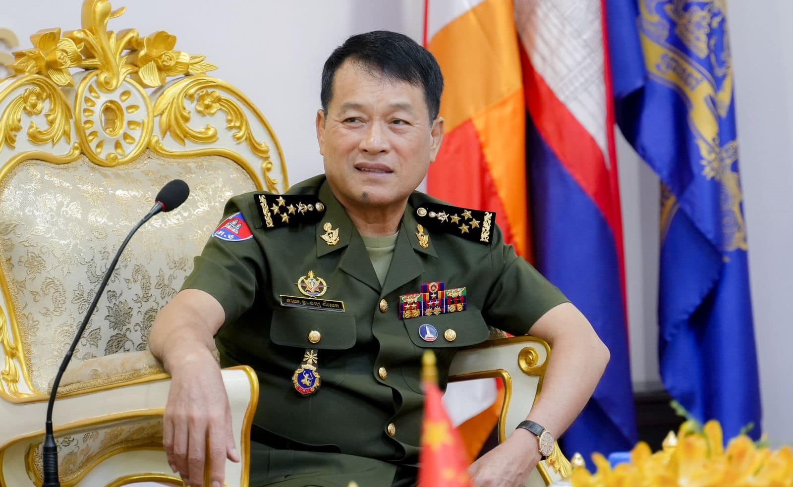 លោក វង្ស ពិសេន