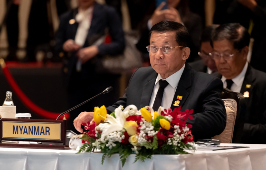 លោក មីន អ៊ុងឡាំង