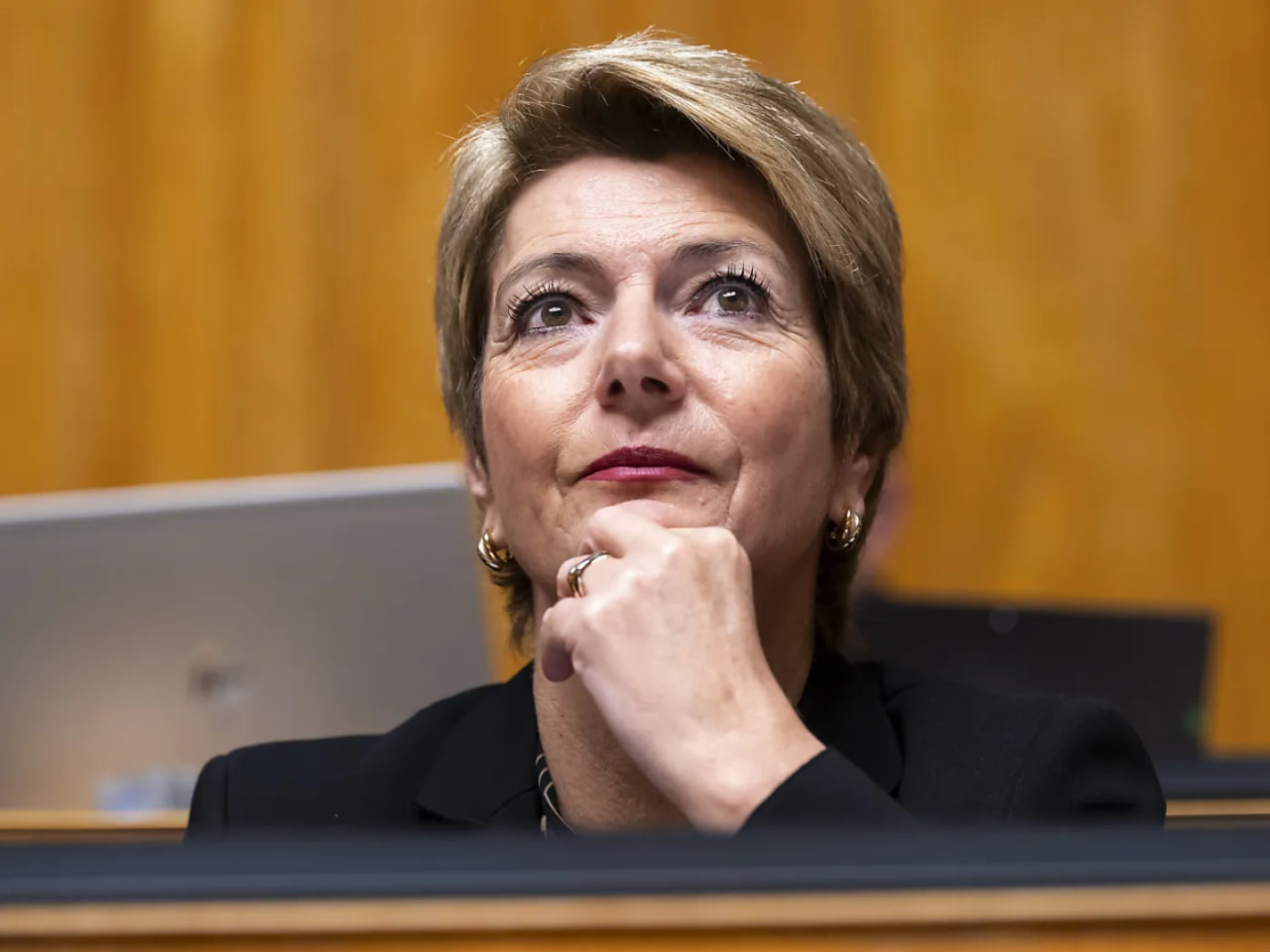  លោកស្រី ចចជៀ មេឡូនី 