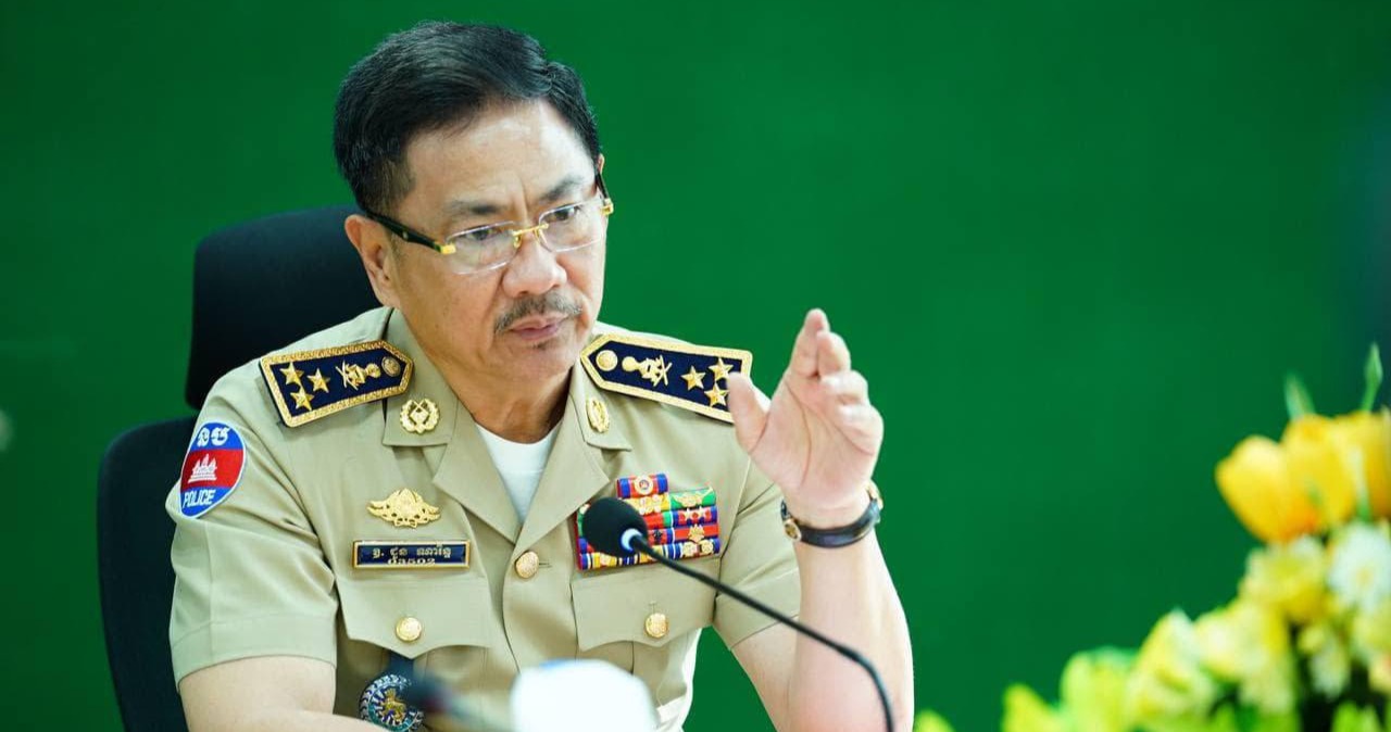 លោកឧត្តមសេនីយ៍ឯក ជួន ណារិន្ទ ស្នងការនគរបាលរាជធានីភ្នំពេញ