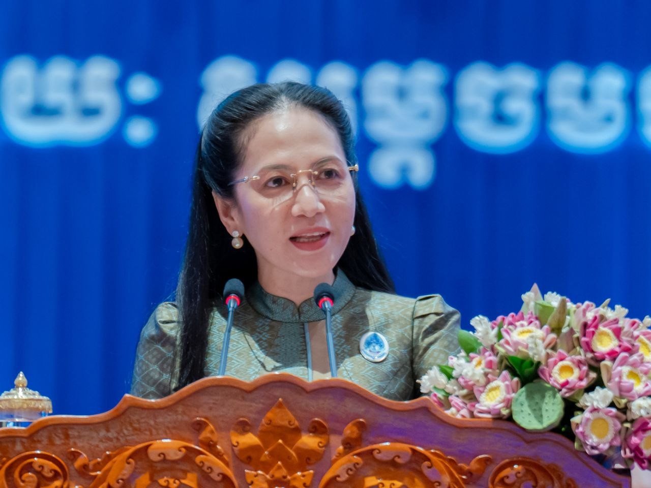 ត្រីទី១នៃកម្ពុជា លោកជំទាវបណ្ឌិត ពេជ ចន្ទមុន្នី ហ៊ុន ម៉ាណែត