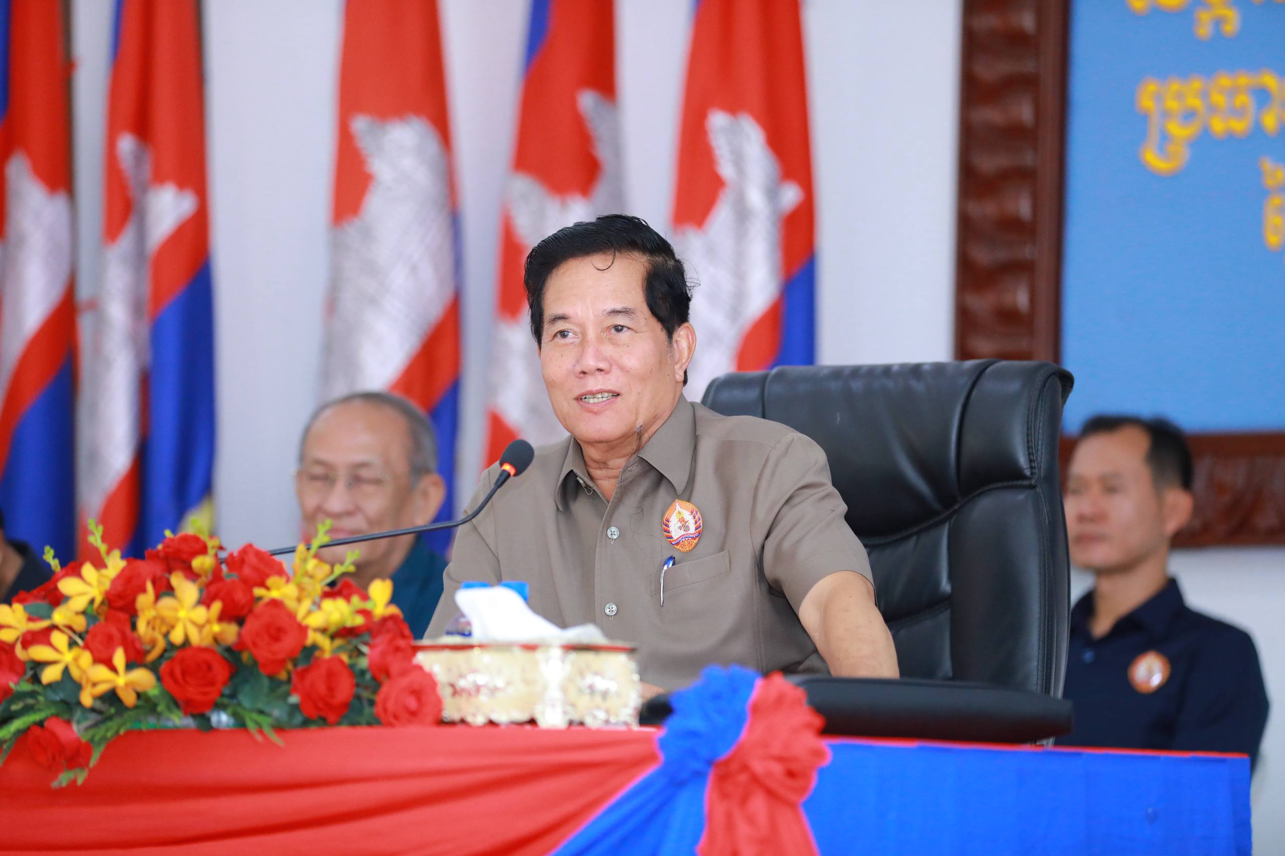 លោក ឃួង ស្រេង អភិបាលរាជធានីភ្នំពេញ