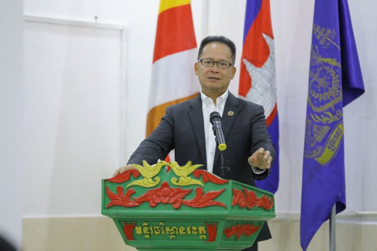 លោក អ៊ាង សុផល្លែត រដ្ឋមន្រ្តីក្រសួងបរិស្ថាន