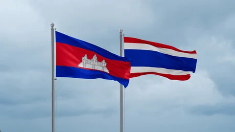 ទង់ជាតិកម្ពុជា និងទង់ជាតិថៃ