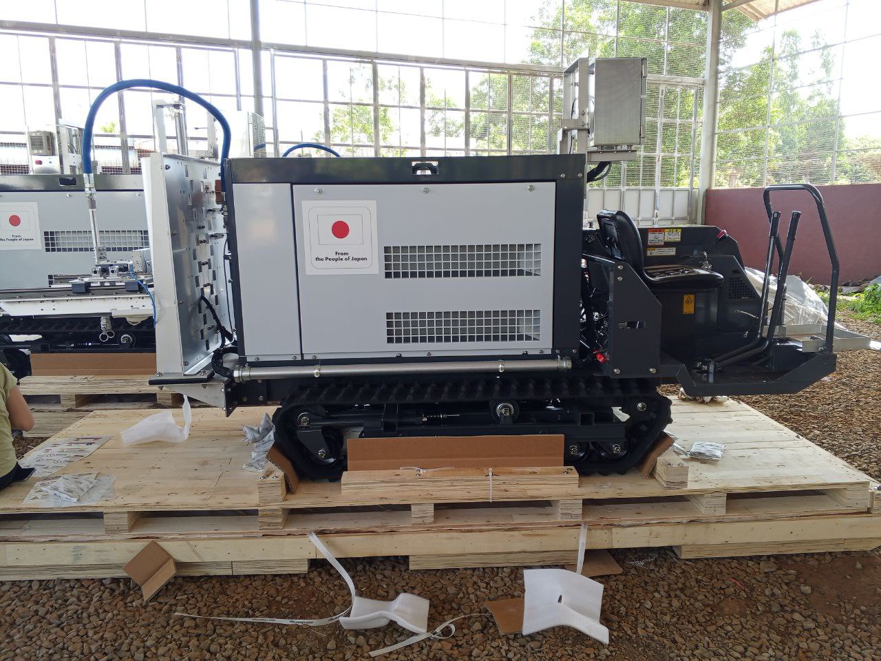 ម៉ាស៊ីនបោសសម្អាតមីនយន្ត (Robot)។ រូបភាព៖ លោក ហេង រតនា&nbsp;&nbsp;អគ្គនាយកស៊ីម៉ាក់

