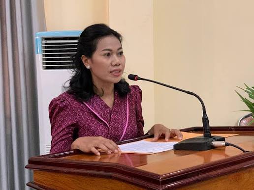 លោកស្រី គឹម ញឹប អភិបាលខណ្ឌដង្កោ