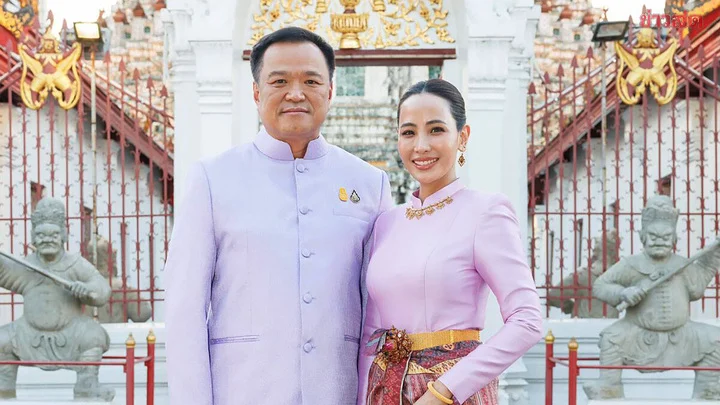 លោក អានុទីន ឆានវីរគុល និងភរិយា&nbsp;&nbsp;