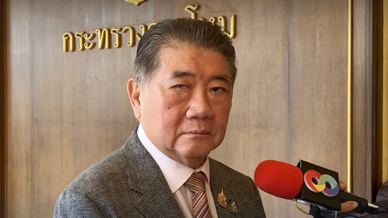 លោក ភូមិថាំ