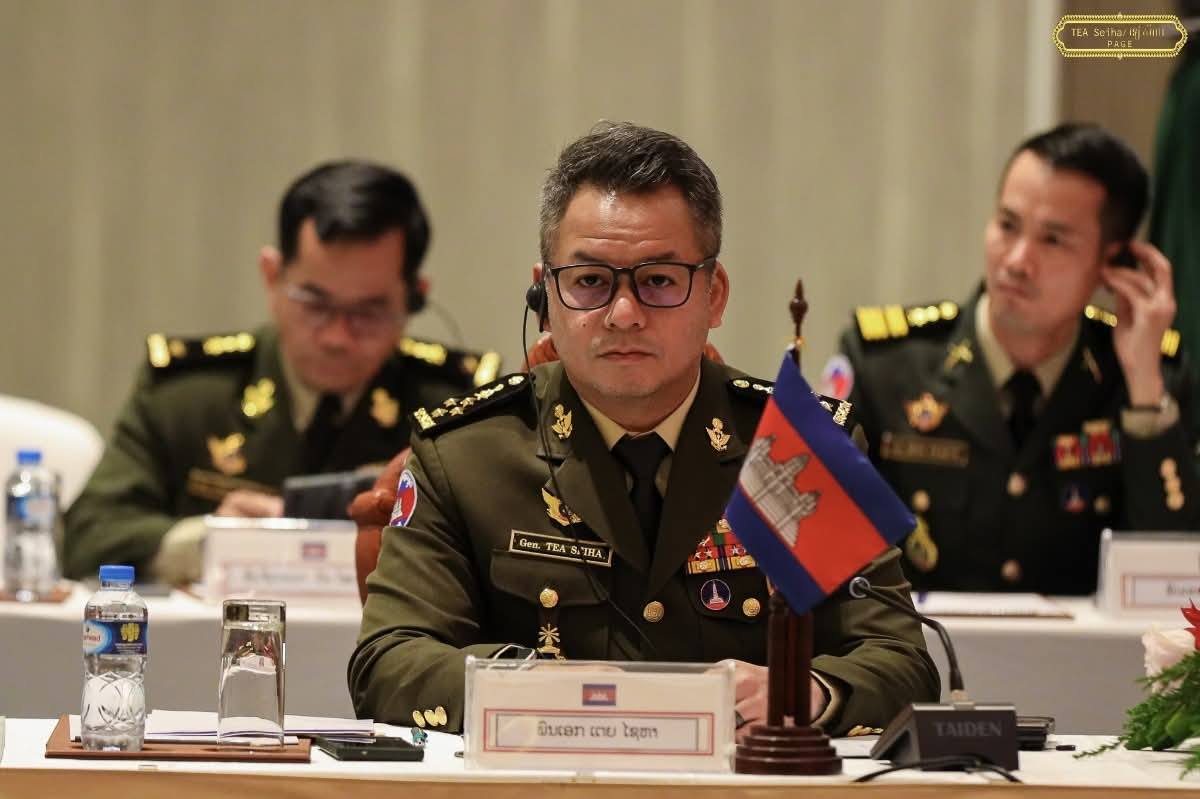 លោកឧបនាយករដ្ឋមន្រ្តី ទៀ សីហា&nbsp;រដ្ឋមន្រ្តីក្រសួងការពារជាតិនៃព្រះរាជាណាចក្រកម្ពុជា&nbsp;&nbsp;