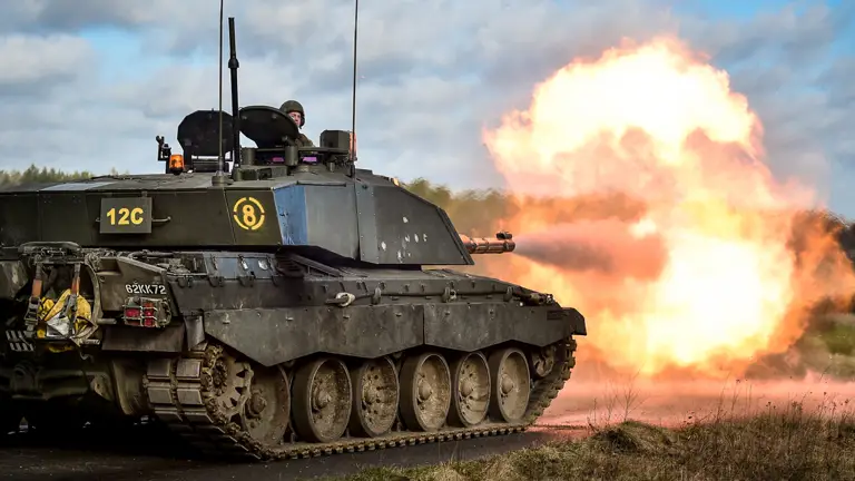 អ្នកប្រមាញ់វ័យជ្រេ Challenger 2