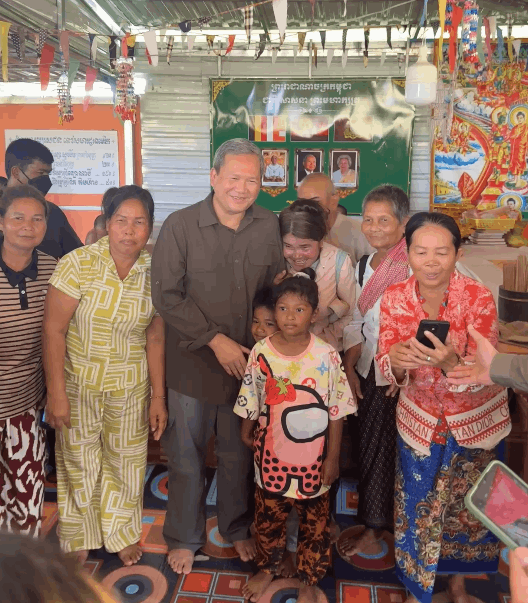 រូបភាពចម្លងចេញពីវីដេអូឃ្លីប&nbsp;