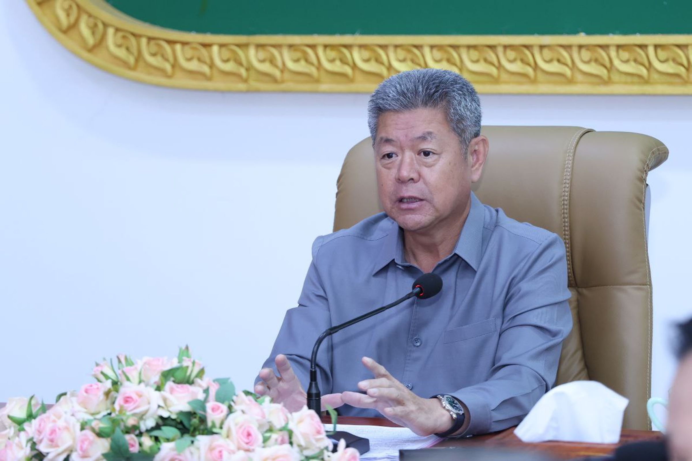 លោក គួច ចំរើន អភិបាលខេត្តកណ្ដាល