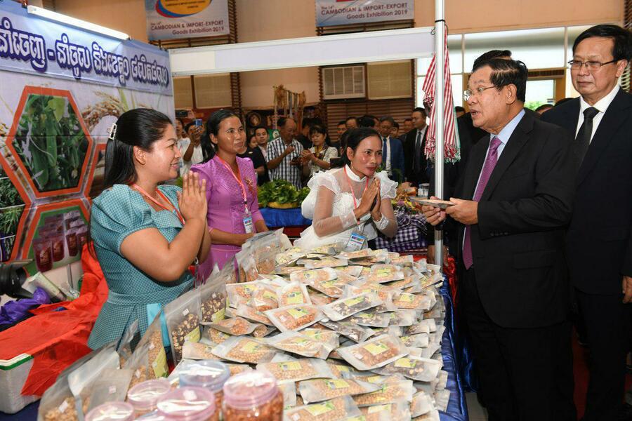 រូបភាព៖ពិពណ៌ផលិតផលខ្មែរ និងទំនិញនាំចេញ-នាំចូលលើកទី១៥