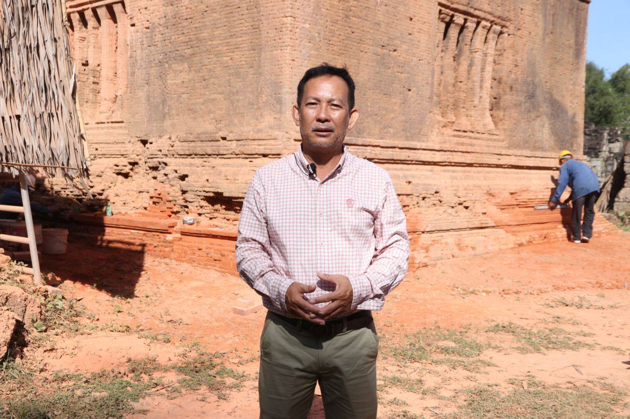 លោក សារាយ គឹមហួល ប្រធានអភិរក្សតំបន់រលួស
