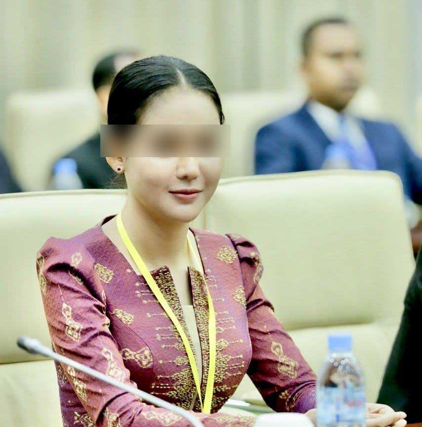 អ្នកនាង ធី សុវណ្ណថា