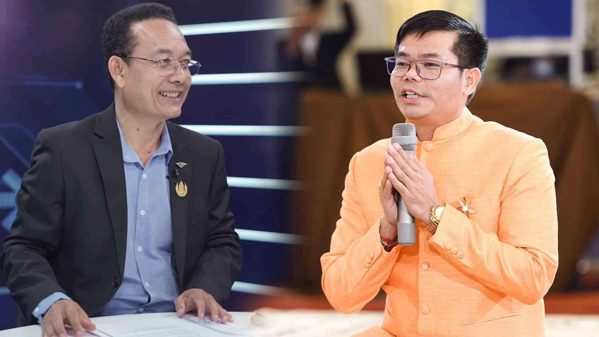 លោកបណ្ឌិត ឈត ប៊ុនថង (ឆ្វេង) និង លោក ដួង សុខគា សិល្បករបុរាណខ្មែរ