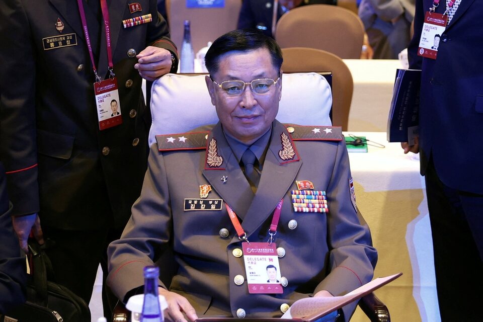 លោក គីម កាង អ៊ីល (Kim Kang Il)