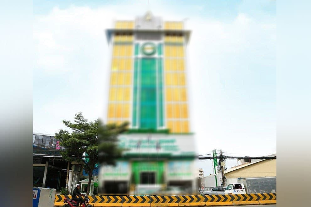 គ្រឹះស្ថានមីក្រូហិរញ្ញវត្ថុប្រាសាក់ (KB Prasac)&nbsp;ដែលរងការចោទប្រកាន់ពីការរំលោភសិទ្ធិមនុស្សយ៉ាងធ្ងន់ធ្ងរ