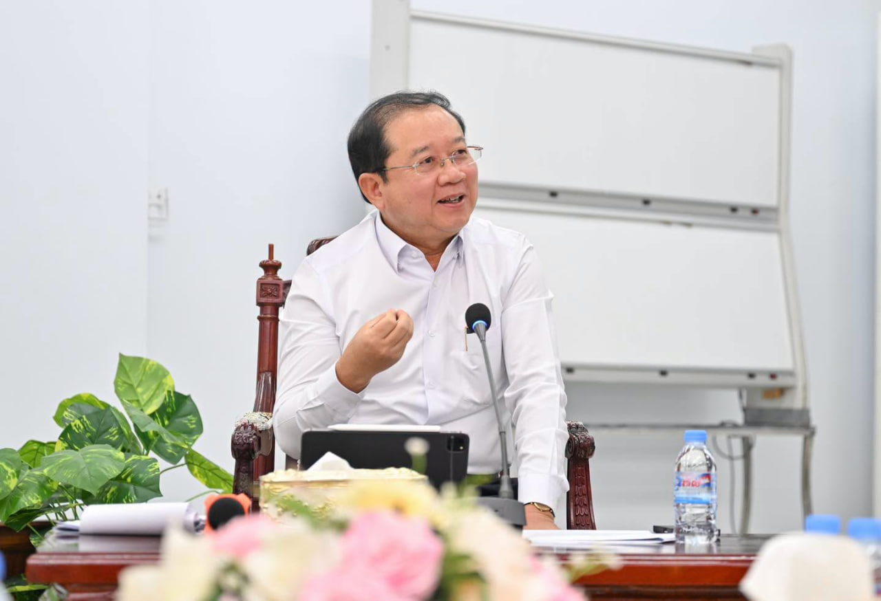 រដ្ឋមន្ត្រីក្រសួងសុខាភិបាល លោក ឈាង រ៉ា