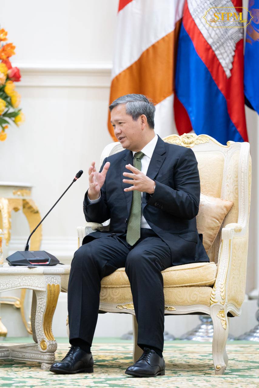 សម្ដេចនាយករដ្ឋមន្ត្រី ហ៊ុន ម៉ាណែត