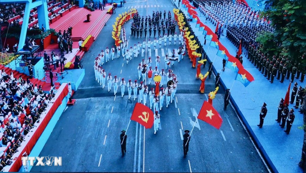 ពិធីរម្លឹកខួប៥០ឆ្នាំនៃការបង្រួបបង្រួមវៀតណាម