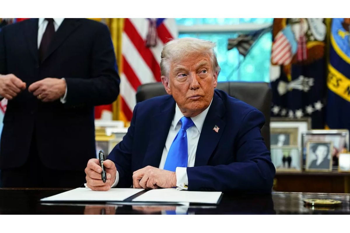 លោក&nbsp;ដូណាល់ ត្រាំ