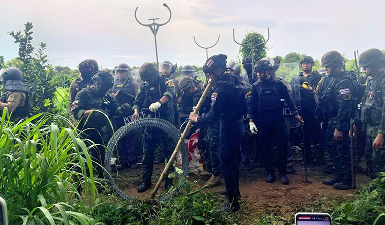 កងទ័ពថៃចូលឈ្លានពាន រាយបន្លលួសលើទឹកដីកម្ពុជា