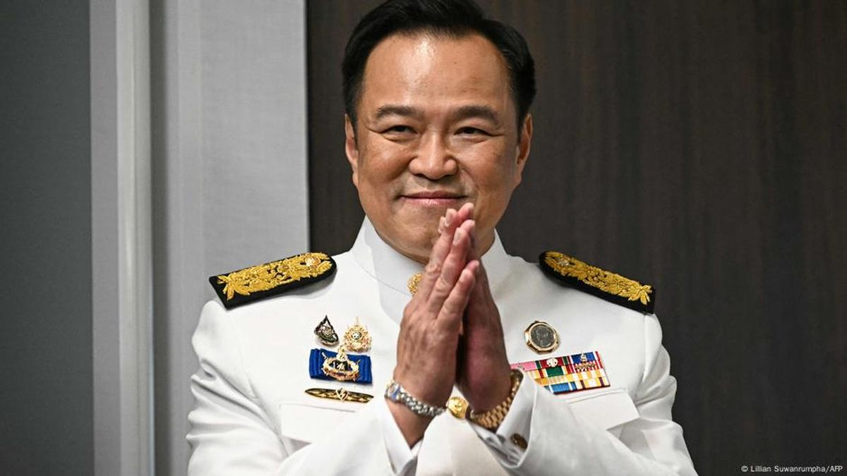 លោក អនុទីន ឆានវីរគុល